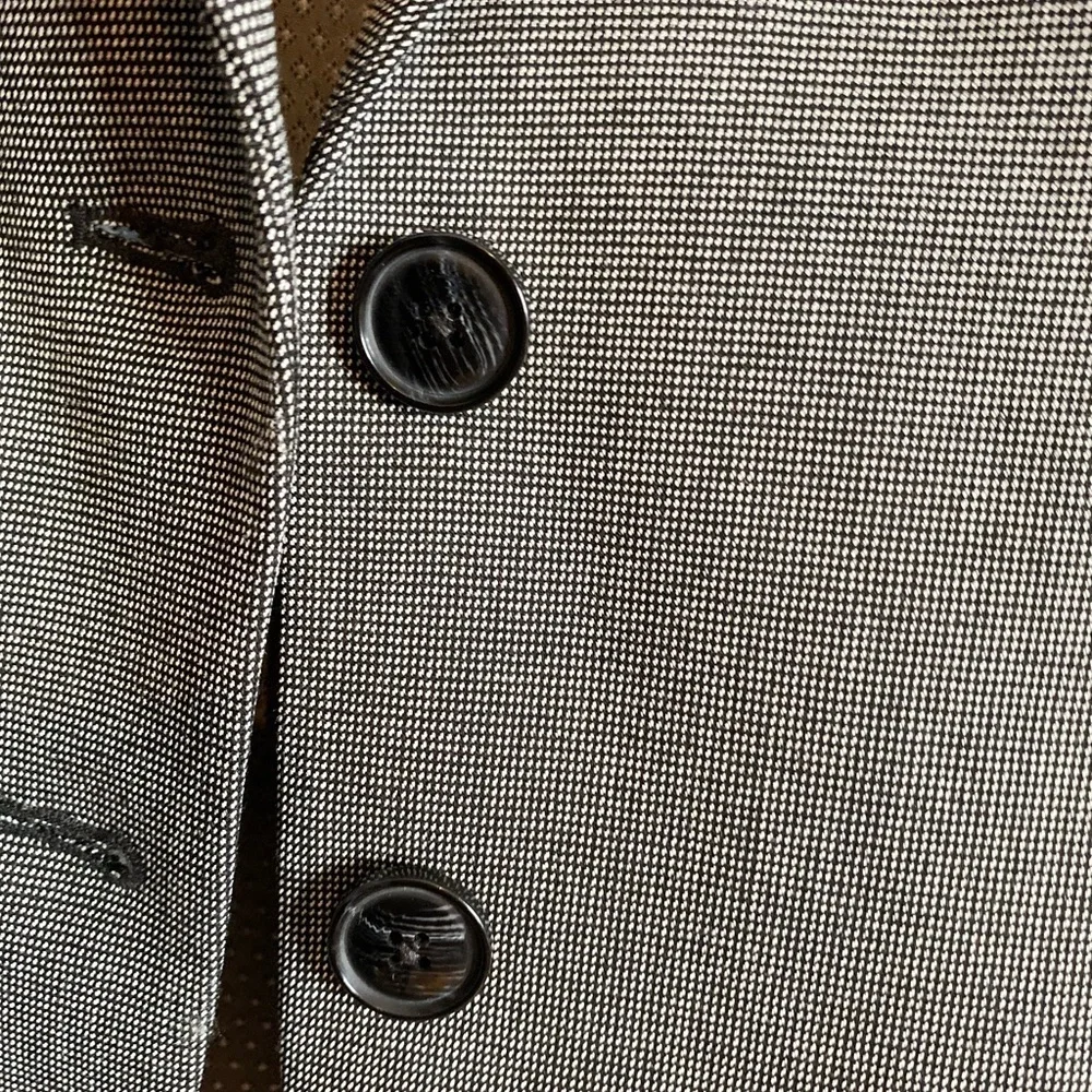 RW&CO Classic Gray Women's Blazer Size 8 - Picture 13 of 16
